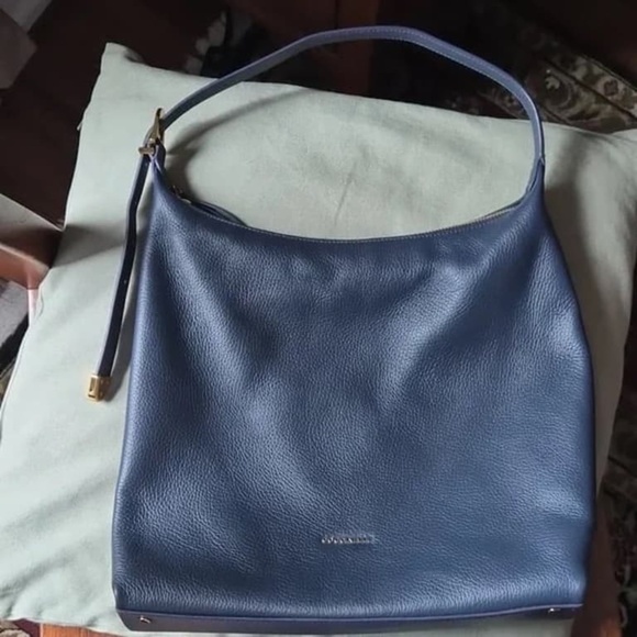 TREND HOBO LEATHER – Coccinelle Midnight Blue, Medium (Minimalist Italian - Picture 3 of 11